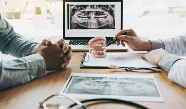 Best Broken or Cracked Tooth Emergency Dentist in Holcom, KS